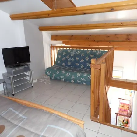 2 Pieces Avec Mezzanine, Terrasse Et Piscine A Marseillan-plage - Fr-1-326-528 Апартаменты
